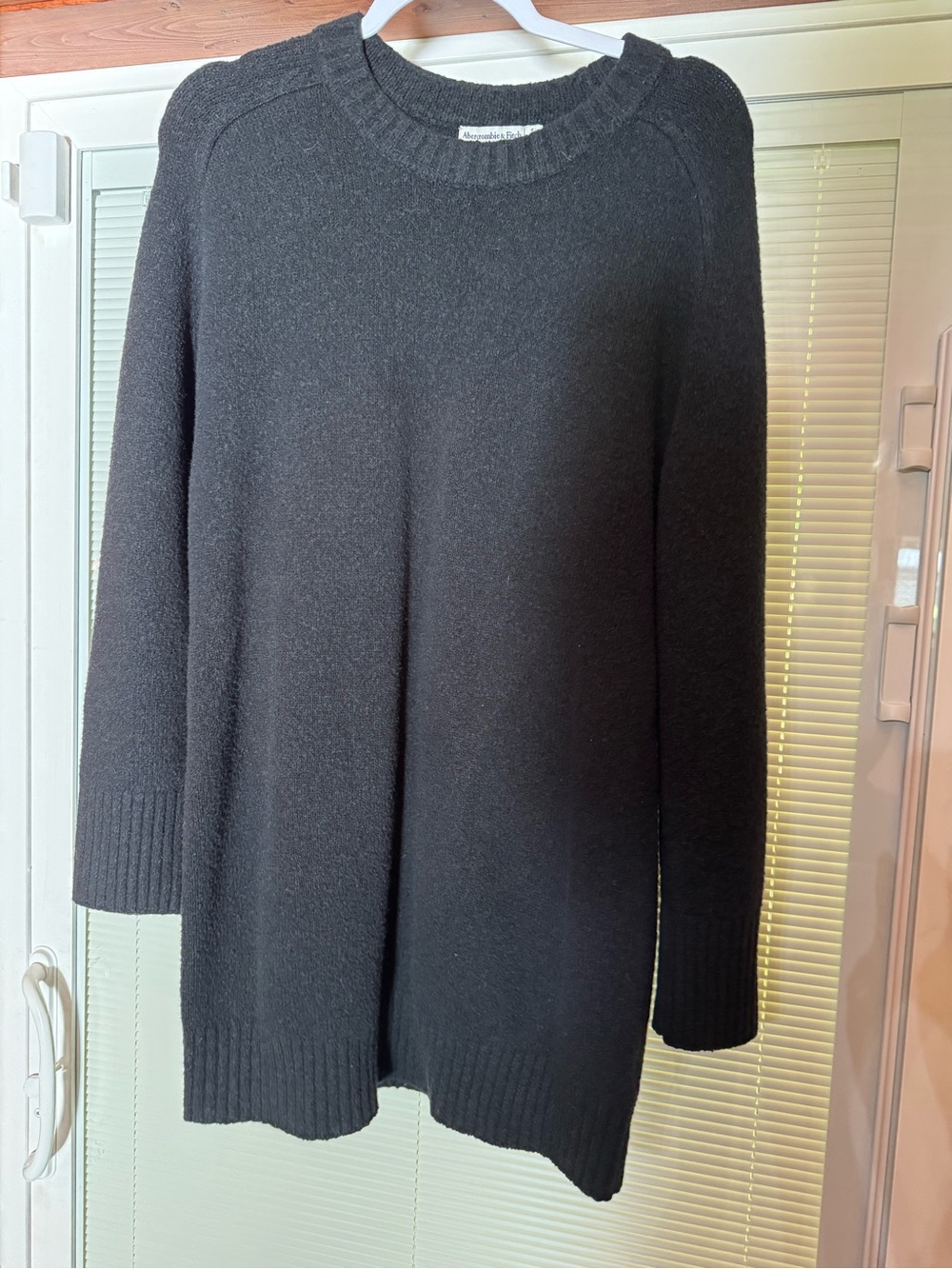 Abercrombie & Fitch Black Crewneck Tunic Sweater